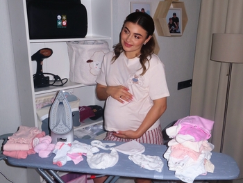 Alina Hrushyna-Akobiia