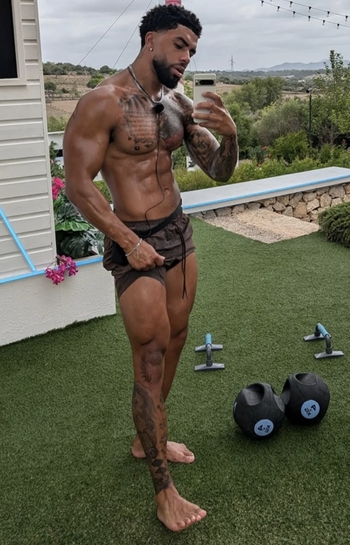 Dylan Towolawi