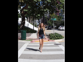  alt="Agustina Bruenner"