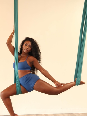 Vickala Kay Kay Gray