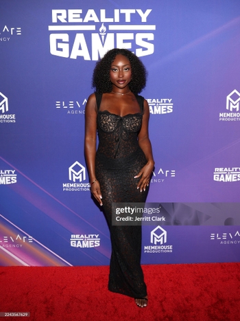 Vickala Kay Kay Gray