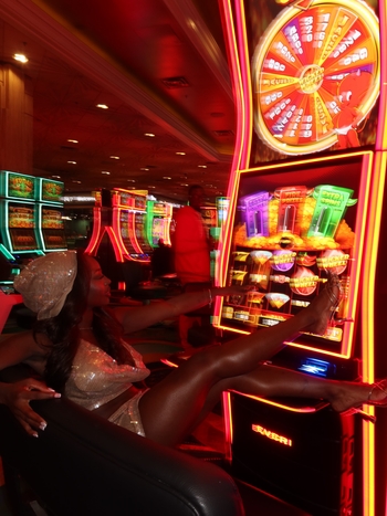 Vickala Kay Kay Gray