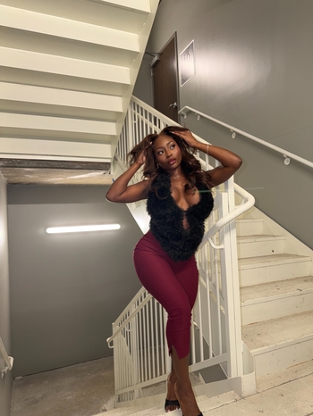 Vickala Kay Kay Gray