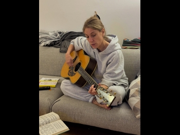  alt="Eva Decroix"