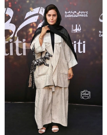Elnaz Shakerdoost