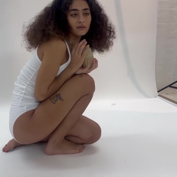 Deba Hekmat