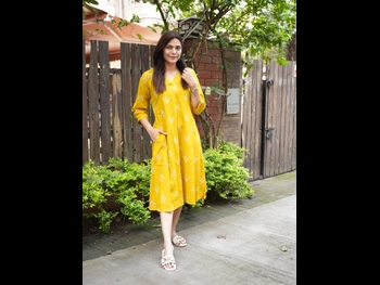  alt="Anuja Sathe"