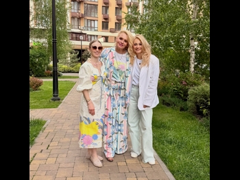  alt="Yana Smolentseva"