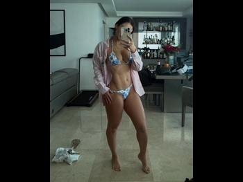  alt="Angie Varona"