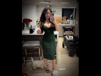  alt="Angie Varona"
