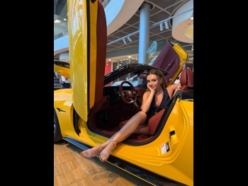  alt="Olena Oleynikova"