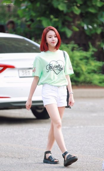 Son Chae-young