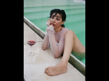 alt="Zoe Hochbaum"