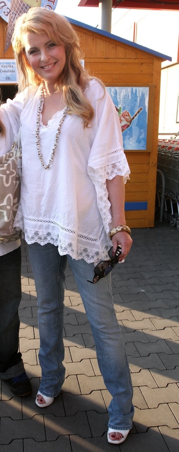 Iveta Bartosová