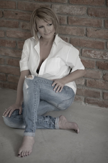 Iveta Bartosová