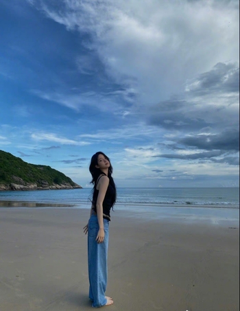 Nana Ouyang