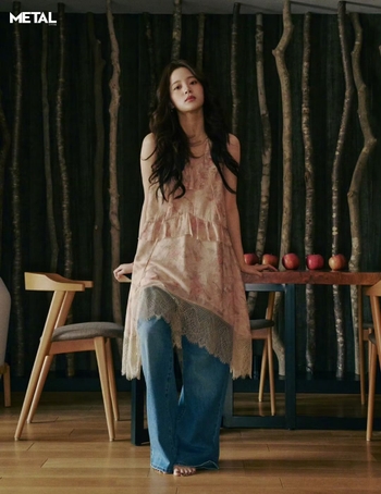 Nana Ouyang