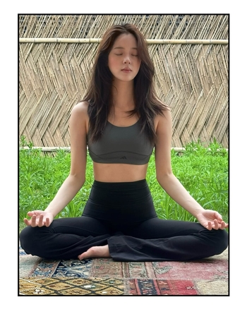 Nana Ouyang