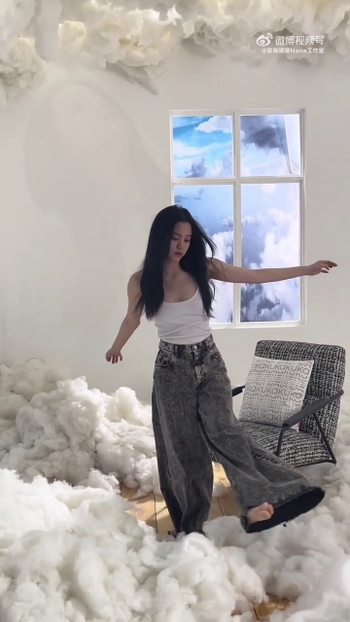 Nana Ouyang