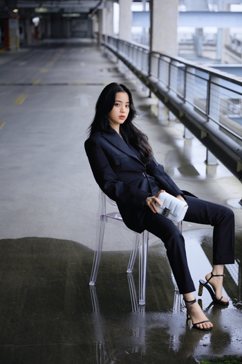 Nana Ouyang