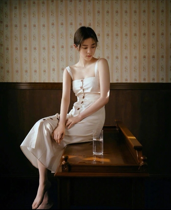 Nana Ouyang