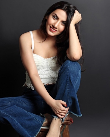Arya Poorti