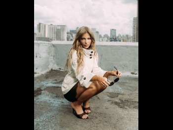  alt="Luisa Sonza"