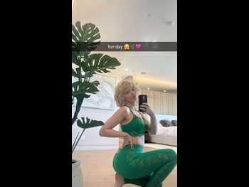  alt="Gina Lynn"