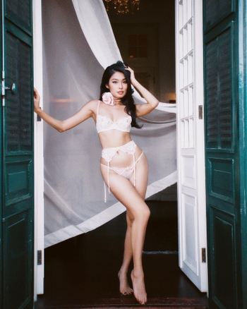 Thao Nhi Le
