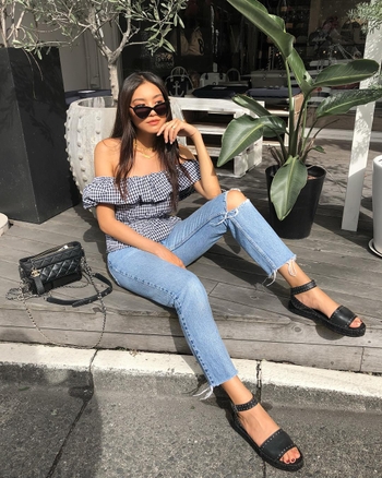 Thao Nhi Le