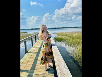  alt="Lauren Veneziani"