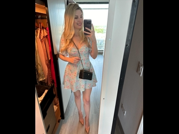  alt="Lauren Veneziani"