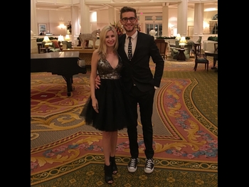  alt="Lauren Veneziani"