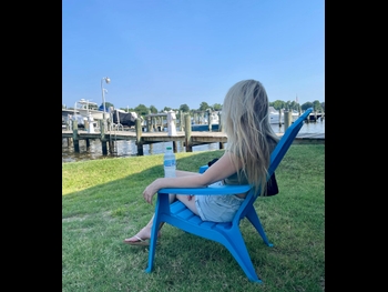  alt="Lauren Veneziani"