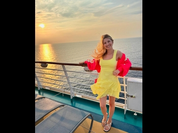  alt="Lauren Veneziani"