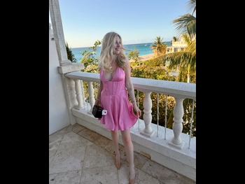  alt="Lauren Veneziani"