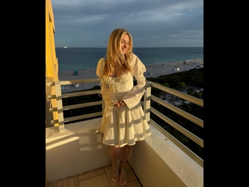  alt="Lauren Veneziani"