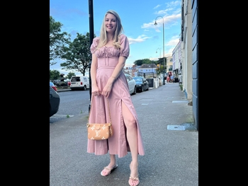  alt="Lauren Veneziani"