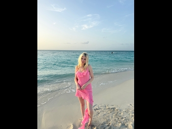  alt="Lauren Veneziani"