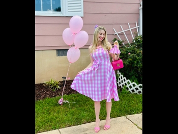  alt="Lauren Veneziani"
