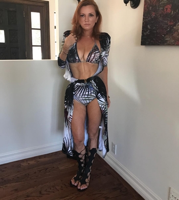 Tamara Thorne