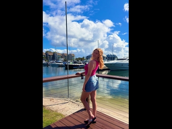  alt="Bella Gracely"