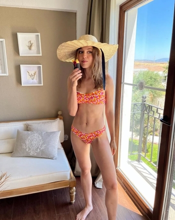 Anna Deniz Saylan