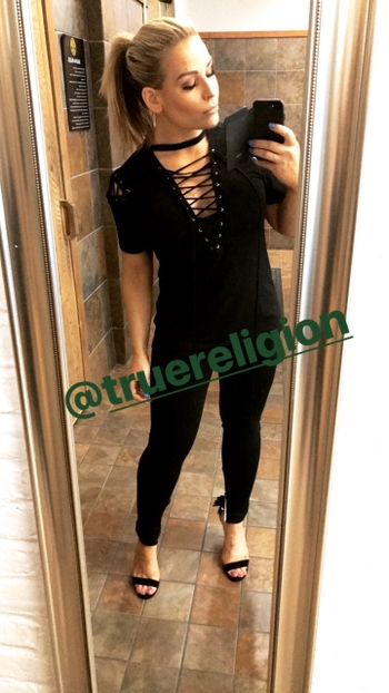 Nattie Neidhart