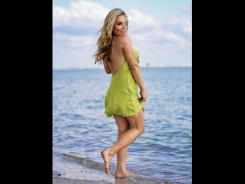  alt="Nattie Neidhart"