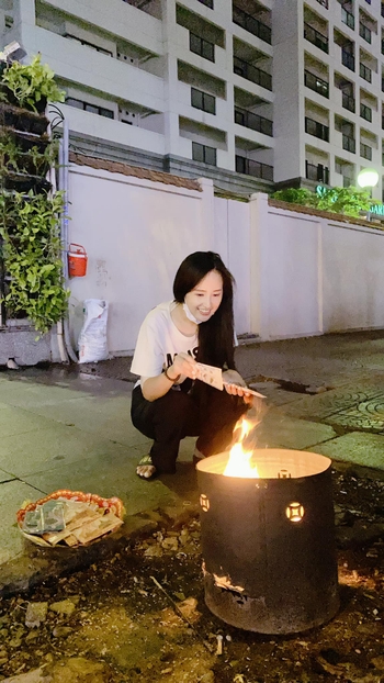 Mai Phuong Thuy
