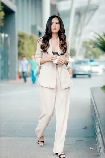 Mai Phuong Thuy