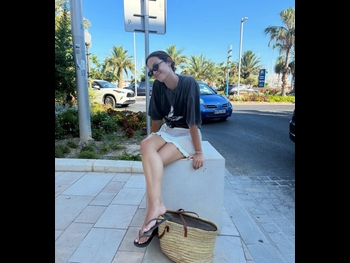  alt="Claudia Arenas"