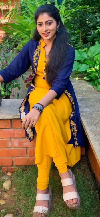 Vaishnavi Arulmozhi