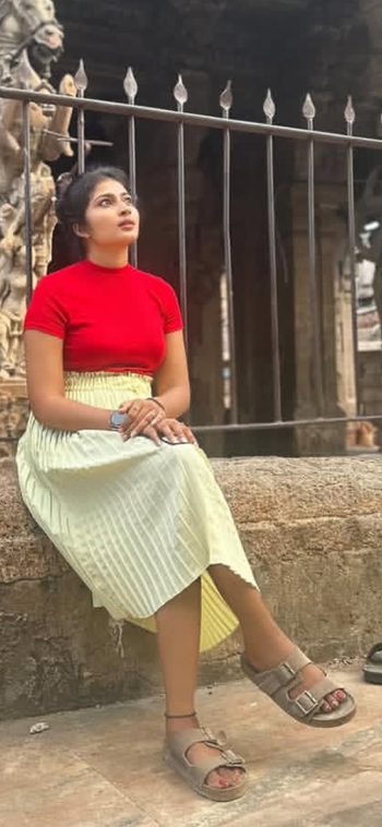 Vaishnavi Arulmozhi